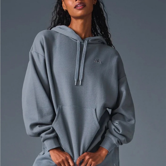 NWT ALO Accolade Hoodie Sweatshirt Size M Steel Gray - Picture 3 of 6